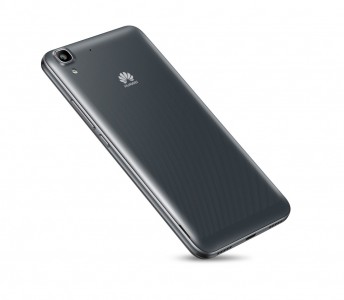 03 Huawei Y6b